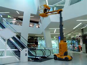 mast boom inside a building